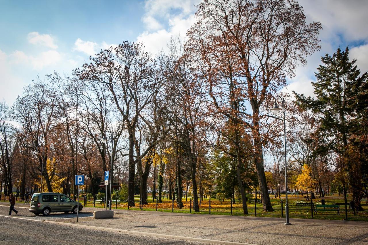 Main Street Chłodna Apartment Suwałki Buitenkant foto